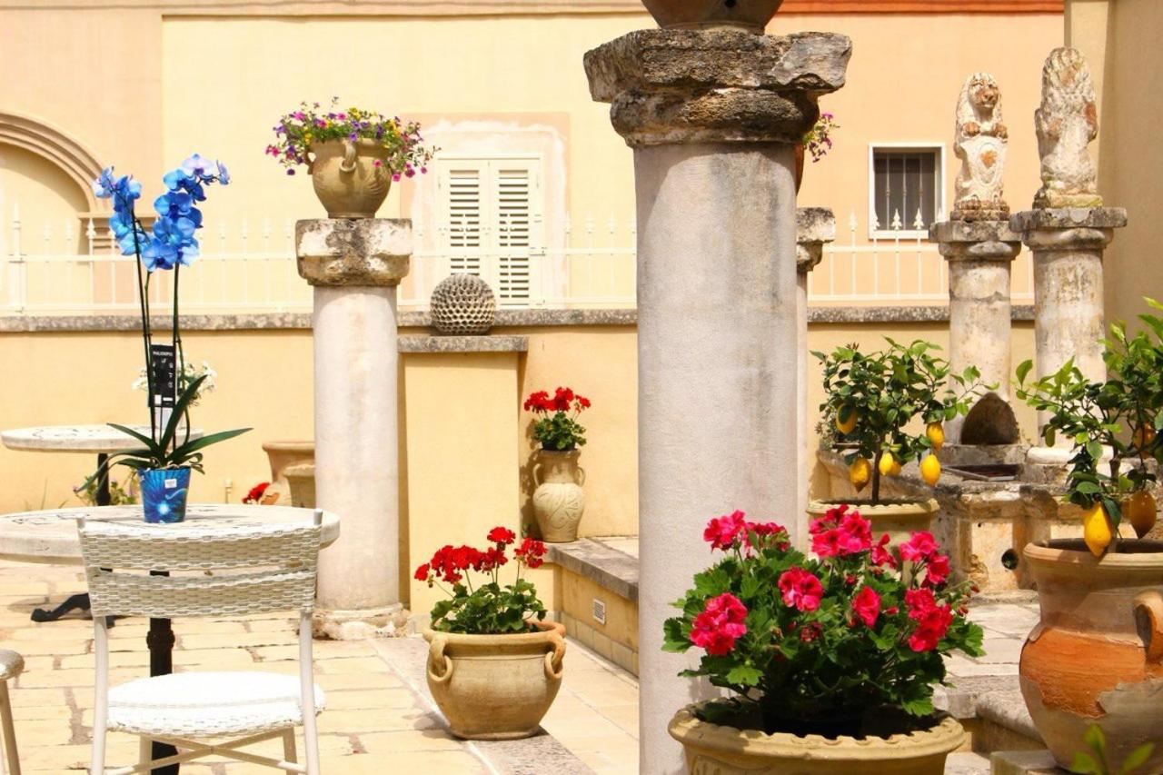 Bed and Breakfast Palazzo Aurora Alezio Exterior foto