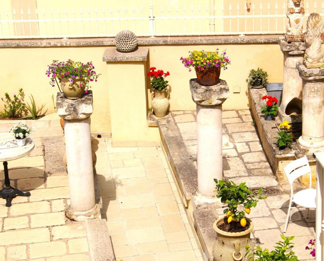 Bed and Breakfast Palazzo Aurora Alezio Exterior foto